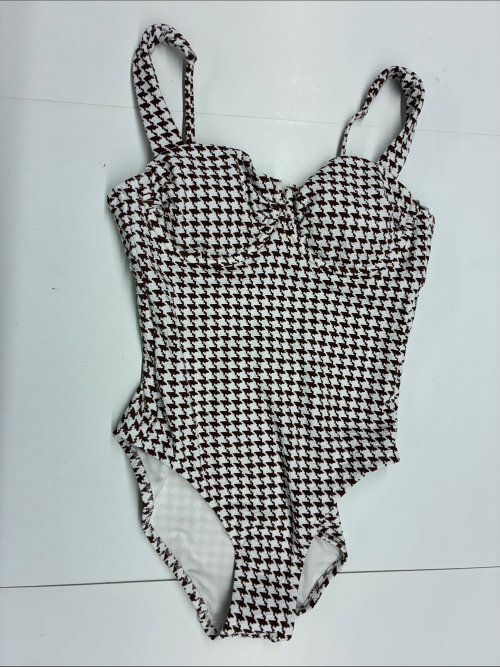 NEW Shade & Shore One-Piece Swimsuit Size Medium